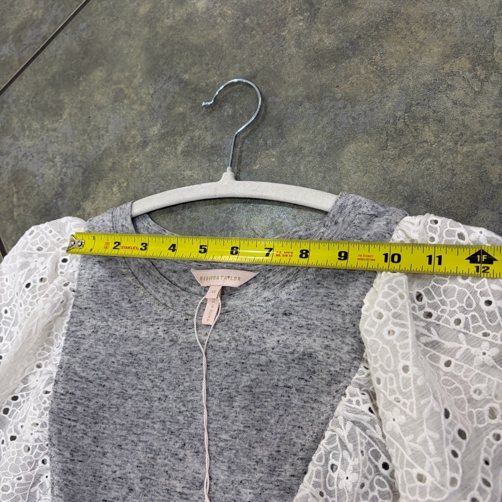 NWT Rebecca Taylor Eyelet Sleeve Jersey Dress Gray White Short Ruffle Hem Sz XS - Picture 9 of 13